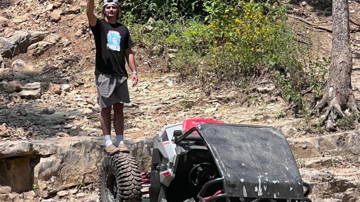 Pleasant Hill, Missouri Mourns the Loss of Chase E. Davis, Former Odessa Resident